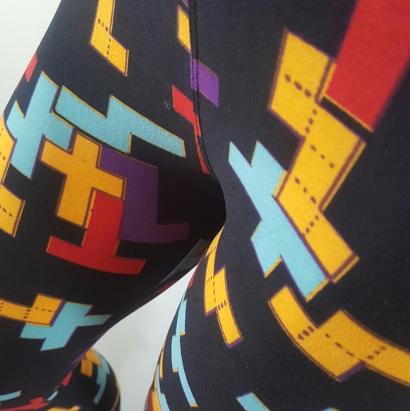 LulaRoe OS leggings - Picture 3 of 4